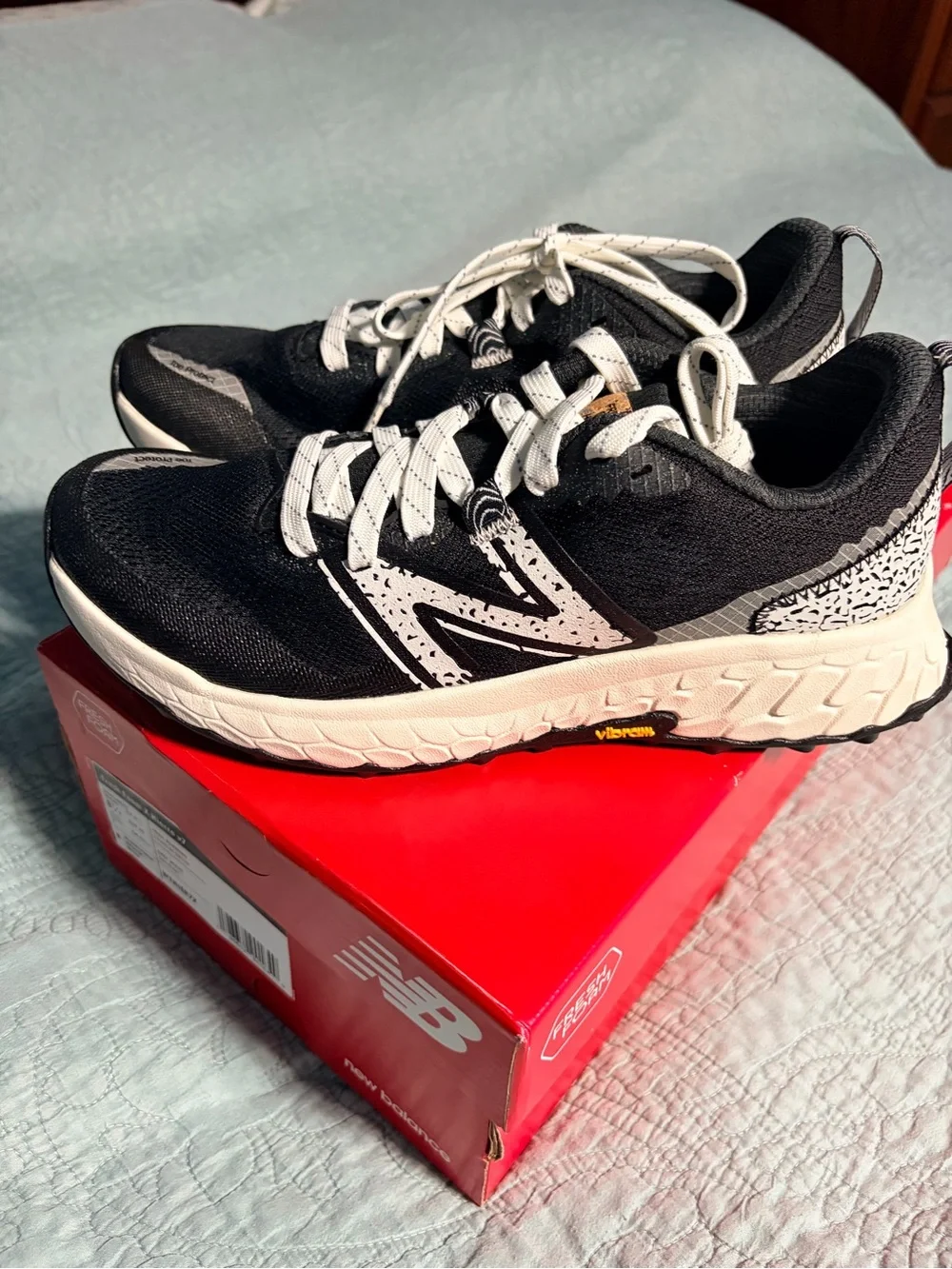 New Balance Black and White Athletic Shoes - Picture 1 of 3